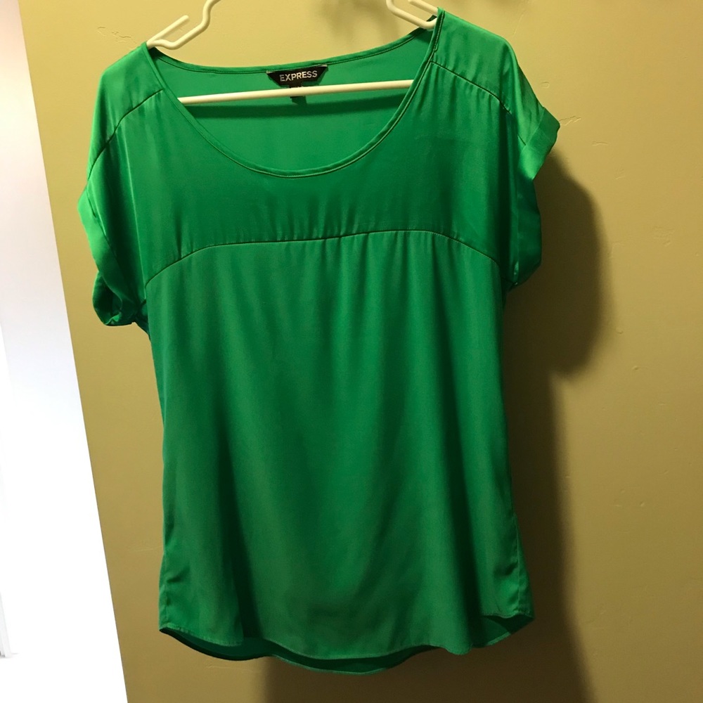 Express silky green top - Picture 2 of 5